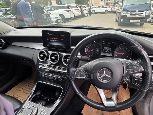 Mercedes-Benz C200 2015 Gray