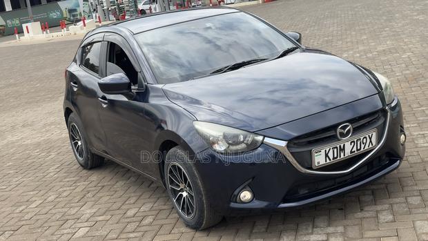 Mazda Demio 2016 Blue