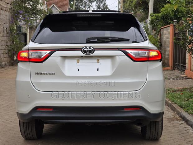 Toyota Harrier 2019 White