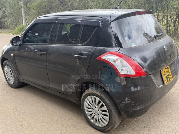 Suzuki Swift 2016 Black