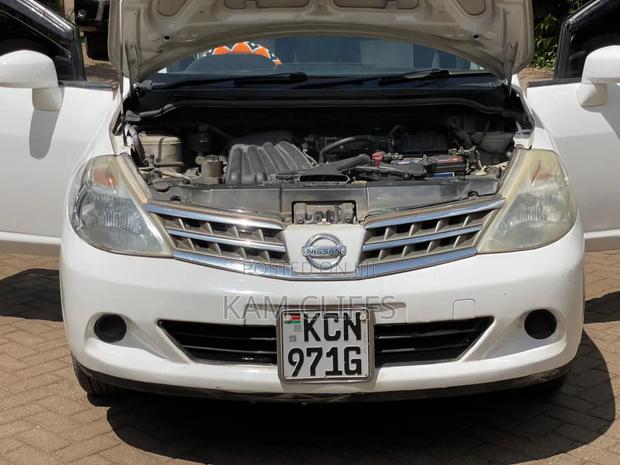 Nissan Tiida 2011 White