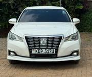 Toyota Crown 2017 White for sale