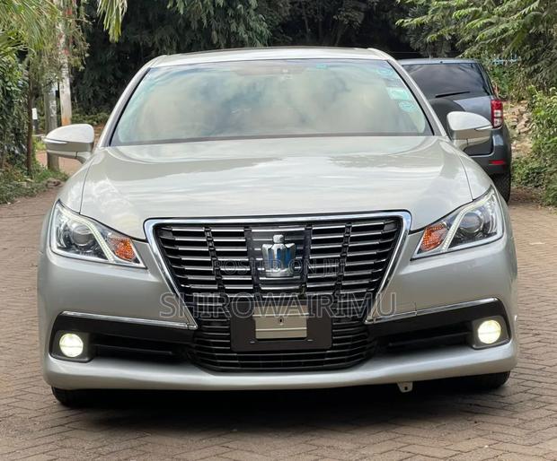 Toyota Crown 2013 Silver