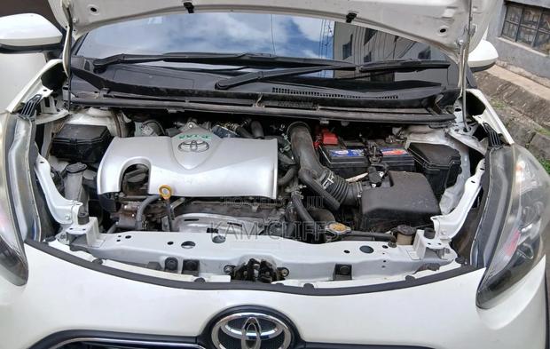 Toyota Sienta 2020 White