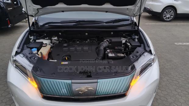 Toyota Harrier 2018 White