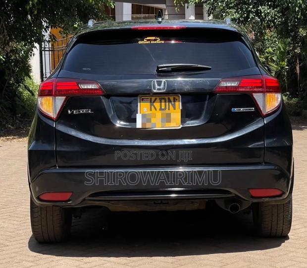 Honda Vezel 2016 Black