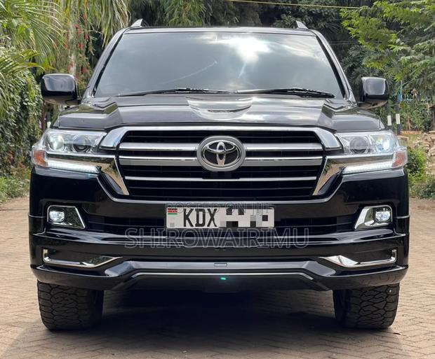 Toyota Land Cruiser 2011 Black