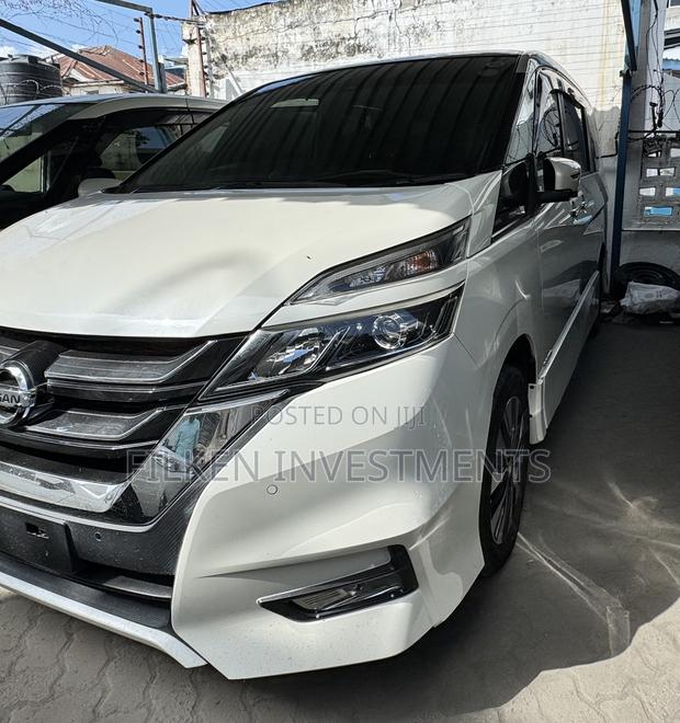 Nissan Serena 2019 White