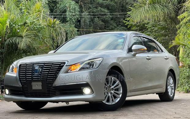 Toyota Crown 2013 Silver