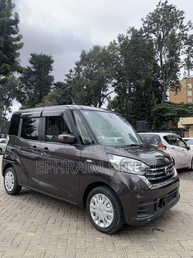 Nissan Dayz Roox 2019 Maroon