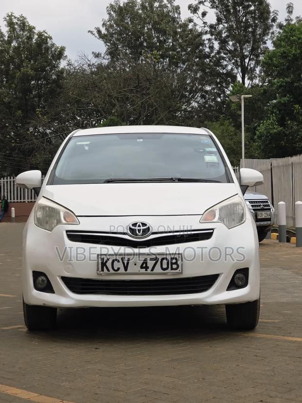 Toyota Ractis 2012 White