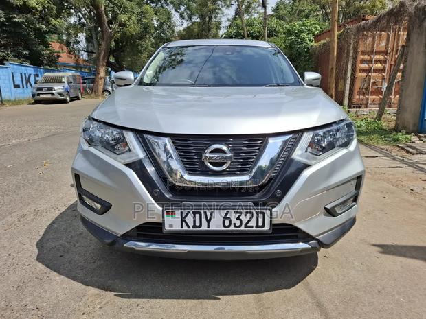 Nissan X-Trail 2019 Silver