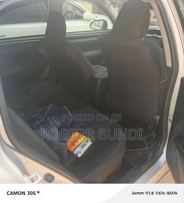 Toyota Corolla Fielder 2017 Silver