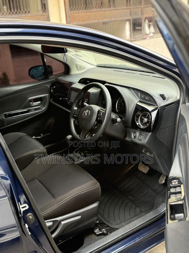 Toyota Vitz 1.3 FWD 5dr 2019 Blue