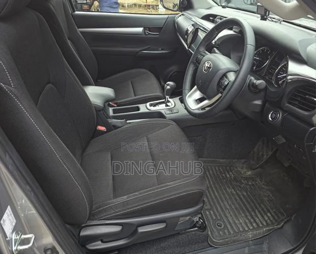 Toyota Hilux 2.4 Diesel 2020 Gray