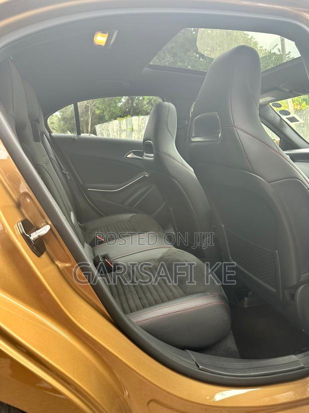 Mercedes-Benz A-Class 2017 Gold