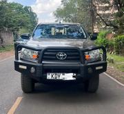 Toyota Hilux 2021 Gray for sale
