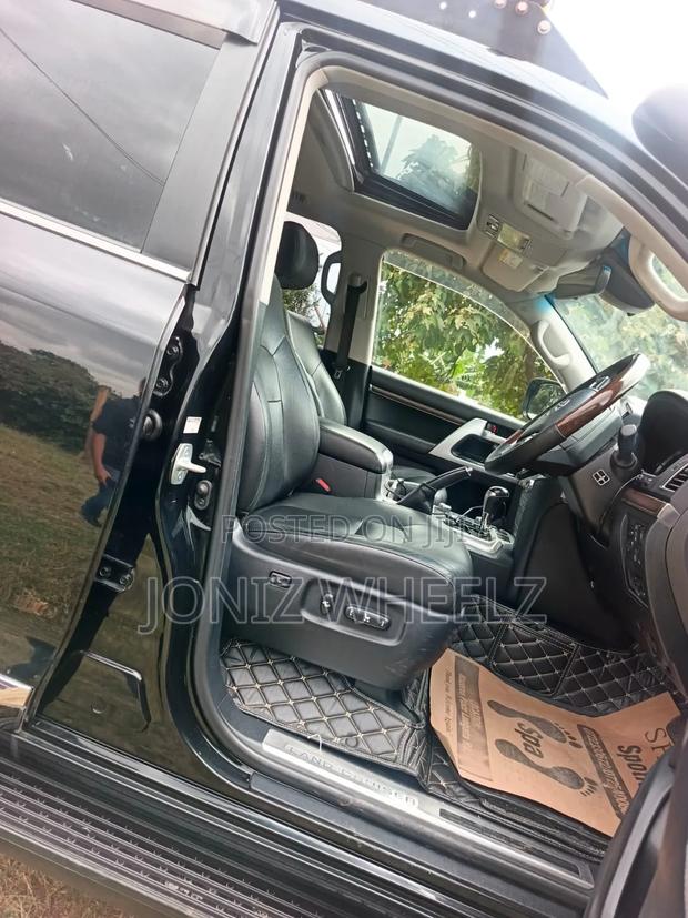 Toyota Land Cruiser 2018 Black