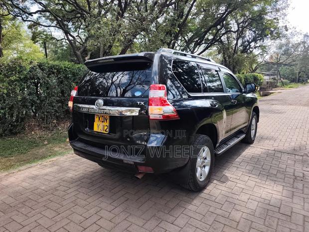 Toyota Land Cruiser Prado 2017 Black