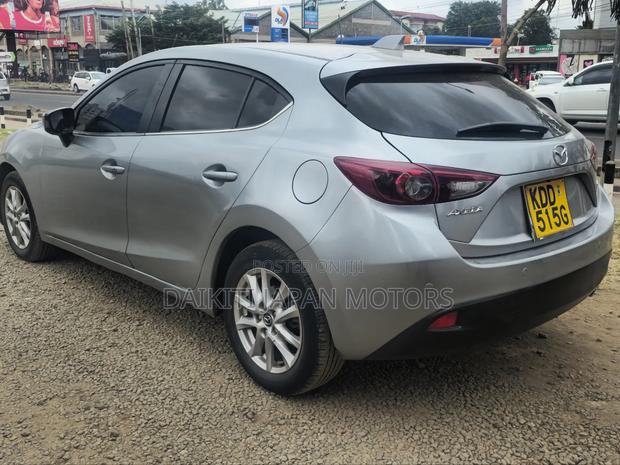 Mazda Axela SV Premium 2014 Silver