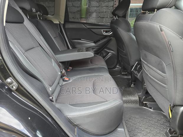 Subaru Forester Premium AWD 2019 Black