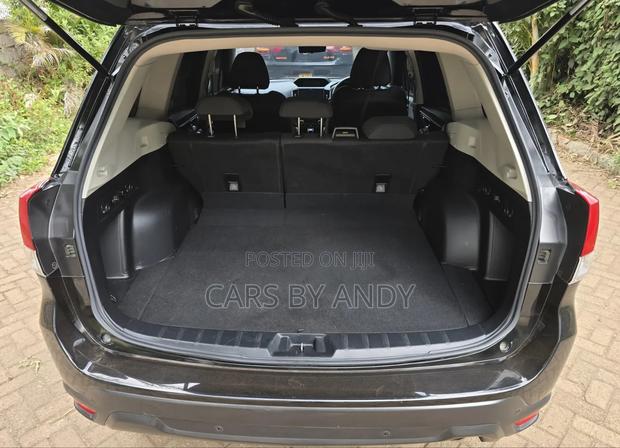 Subaru Forester Premium AWD 2019 Black