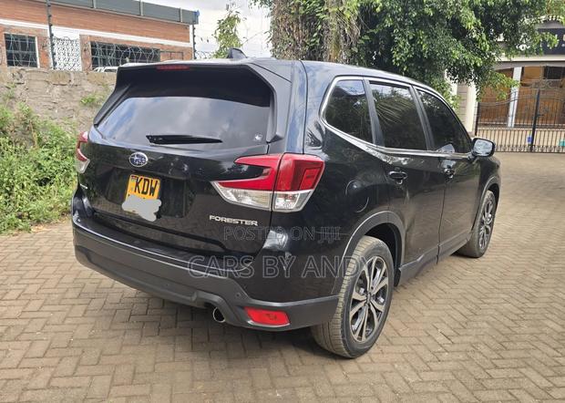 Subaru Forester Premium AWD 2019 Black