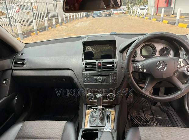 Mercedes-Benz C200 2008 Pearl