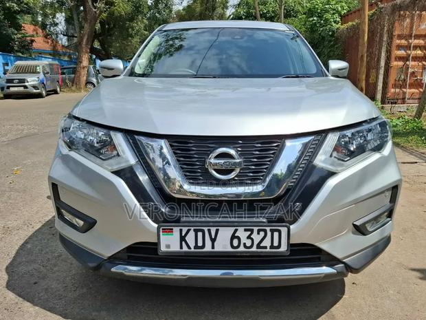 Nissan X-Trail 2013 Silver
