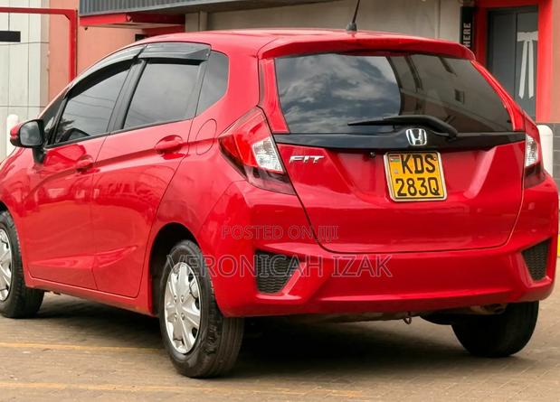 Honda Fit 2017 Red
