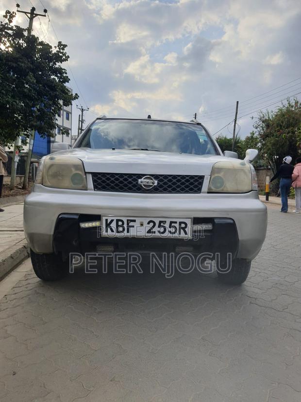 Nissan X-Trail 2004 Gray
