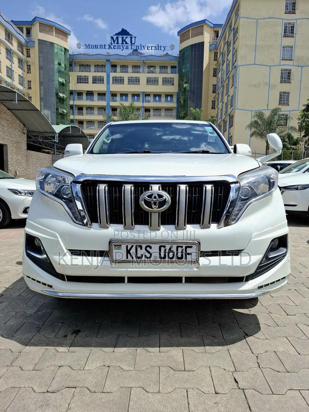 Toyota Land Cruiser Prado 2.7 i 2011 White