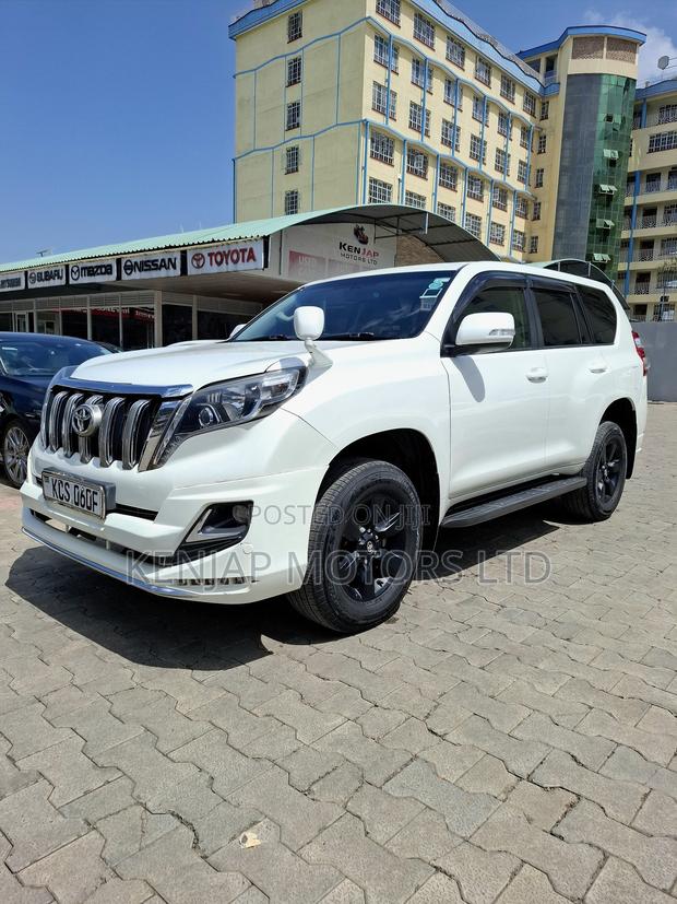 Toyota Land Cruiser Prado 2.7 i 2011 White