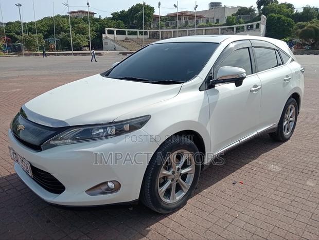 Toyota Harrier 2014 White