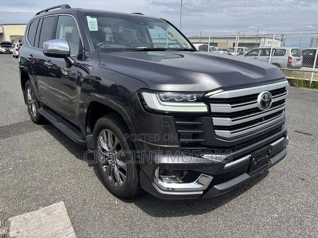 New Toyota Land Cruiser 2024 Gray