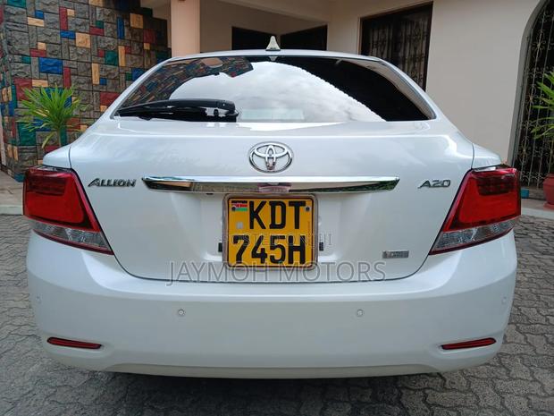 Toyota Allion 2017 Pearl