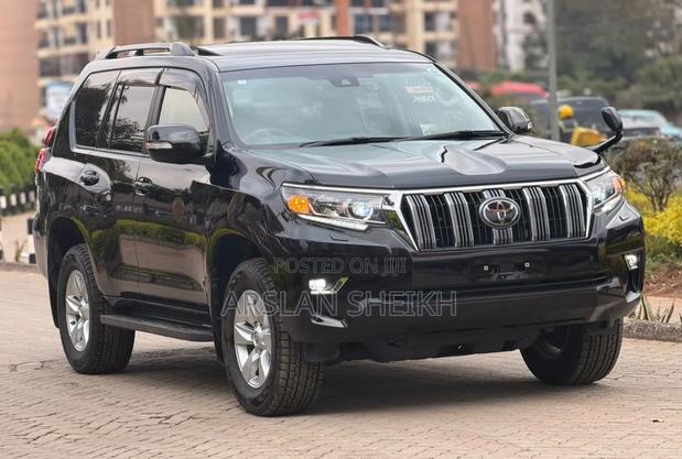 Toyota Land Cruiser Prado 2021 Black