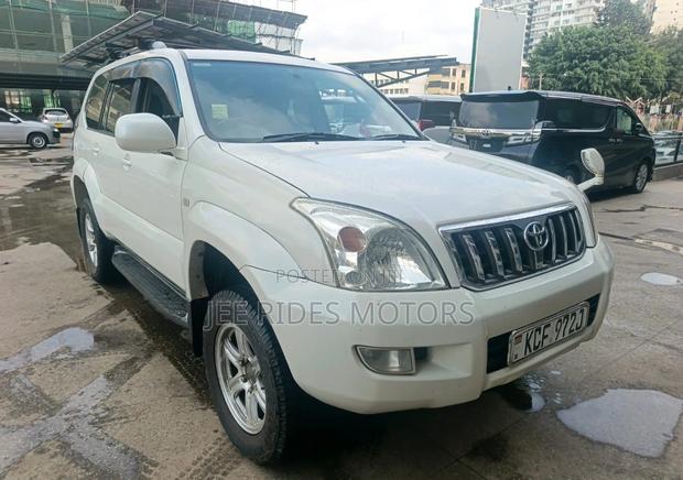 Toyota Land Cruiser Prado 2009 White