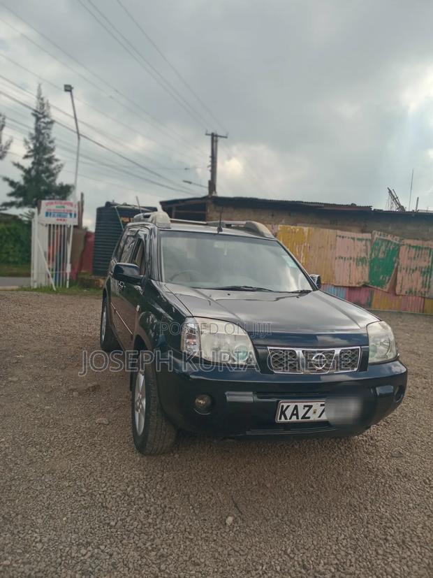 Nissan X-Trail 2003 Black