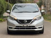 Nissan Note 2018 Silver for sale
