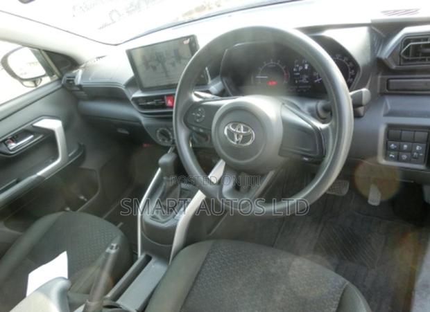 Toyota Raize 2020 Blue