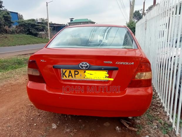 Toyota Corolla 2001 Red