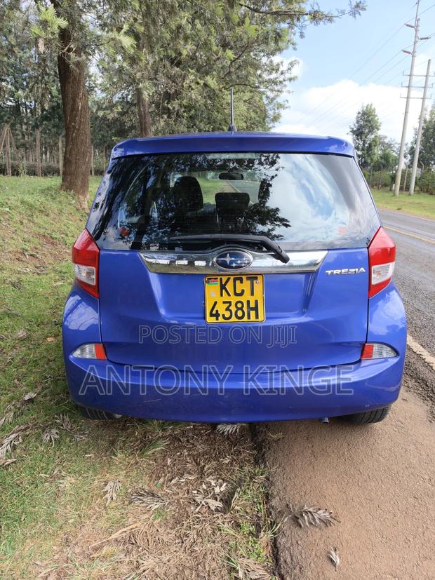 Subaru Trezia 2011 Blue
