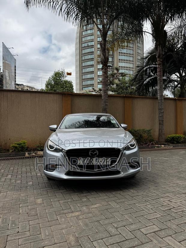 Mazda Axela 2017 Silver