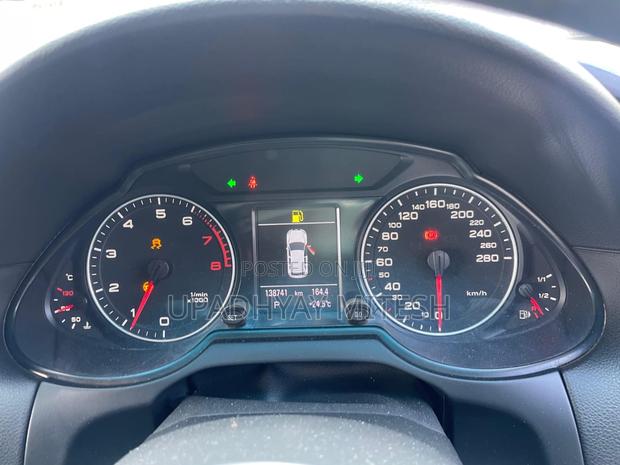 Audi Q5 2012 Gray