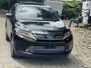 Toyota Harrier 2.0 2019 Black for sale