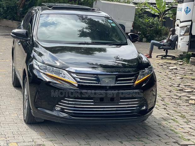 Toyota Harrier 2.0 2019 Black