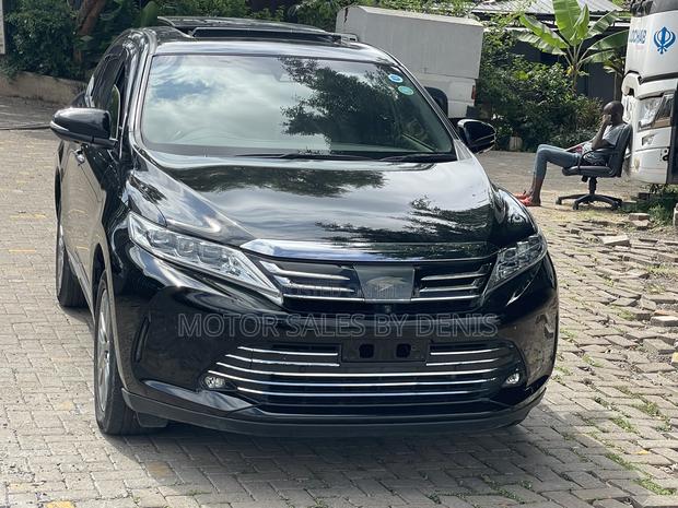 Toyota Harrier 2.0 2019 Black