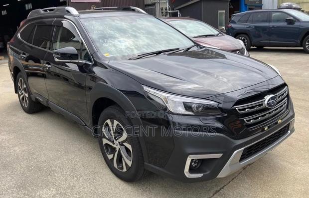 Subaru Outback 2022 Black