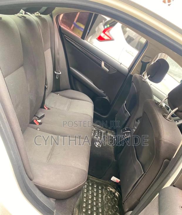 Mercedes-Benz C200 2012 White